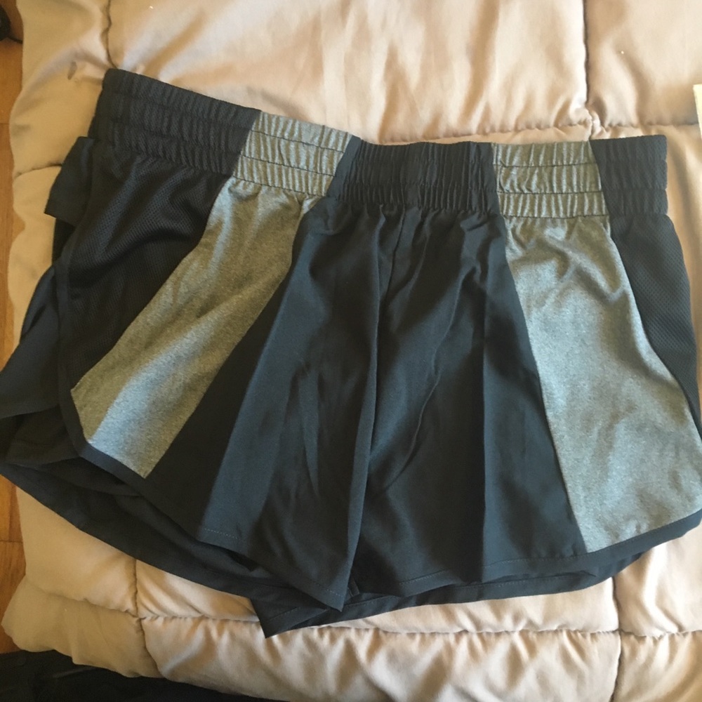 Running shorts